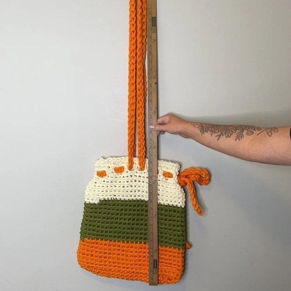 BOHO 70’s Vibe Hand Made Crochet Crossbody Carryall Bag Purse - Picture 4 of 7